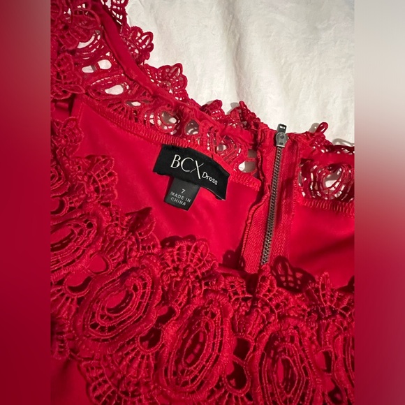 Red Bodycon Cocktail Dress - Picture 3 of 8